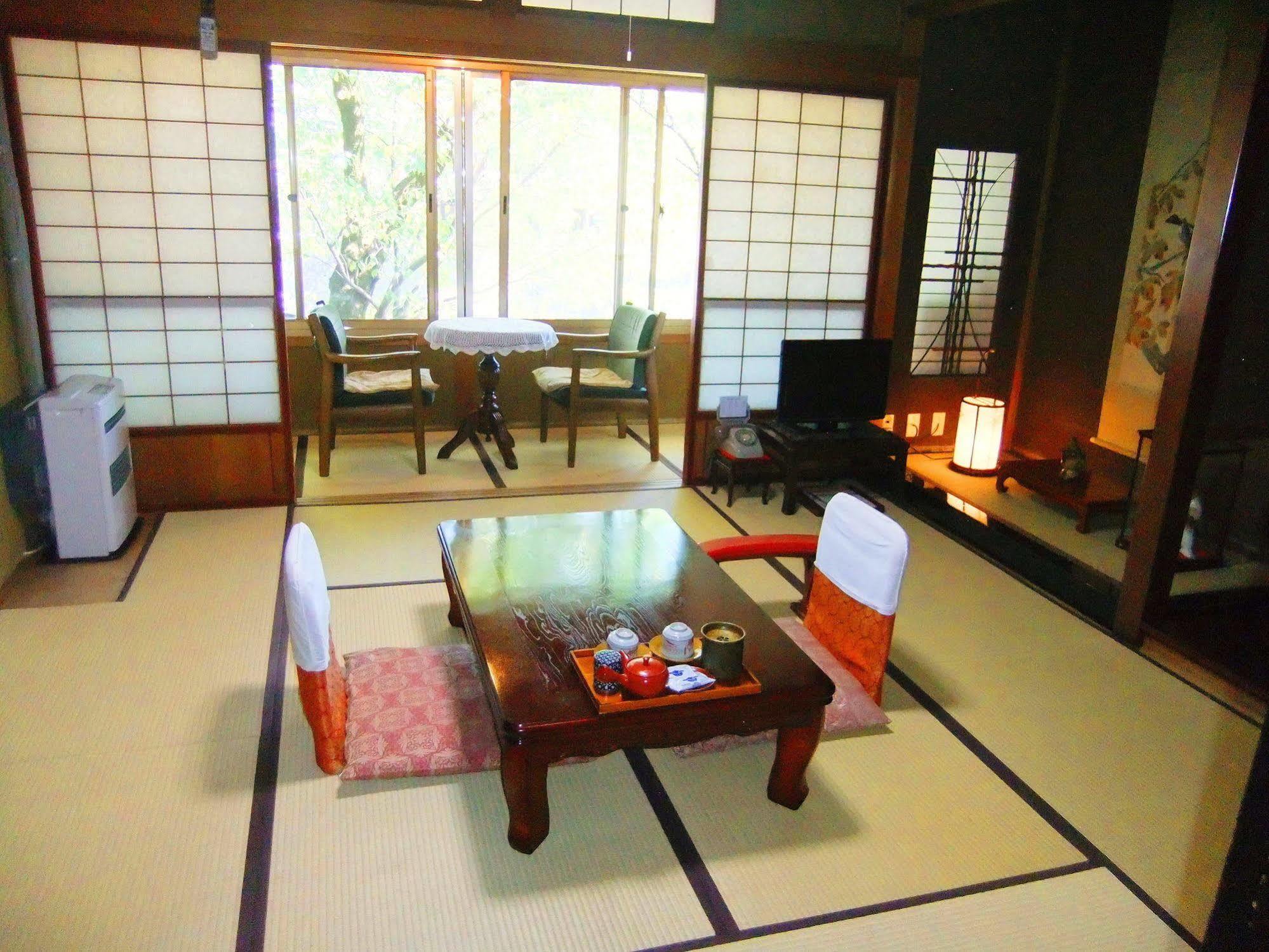 Sumiyoshi Ryokan Такаяма Экстерьер фото